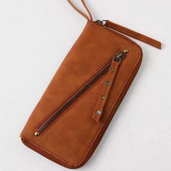 Free People Distressed Vegan Brown Wallet Wristlet - Picture 11 of 11